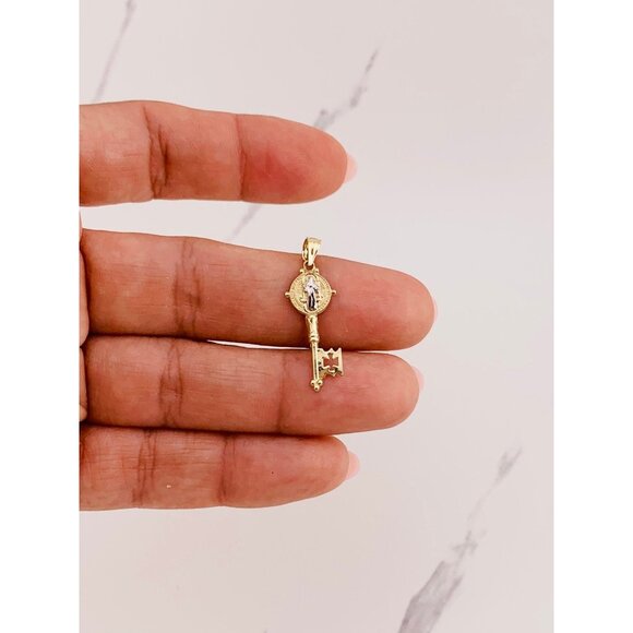 14k gold pendant Saint Benedict key ❤️ San Benito - Picture 1 of 4